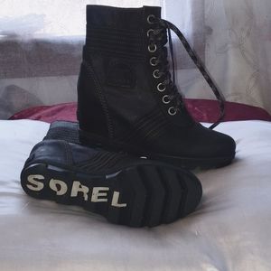 SOREL wedges/ rain booties.